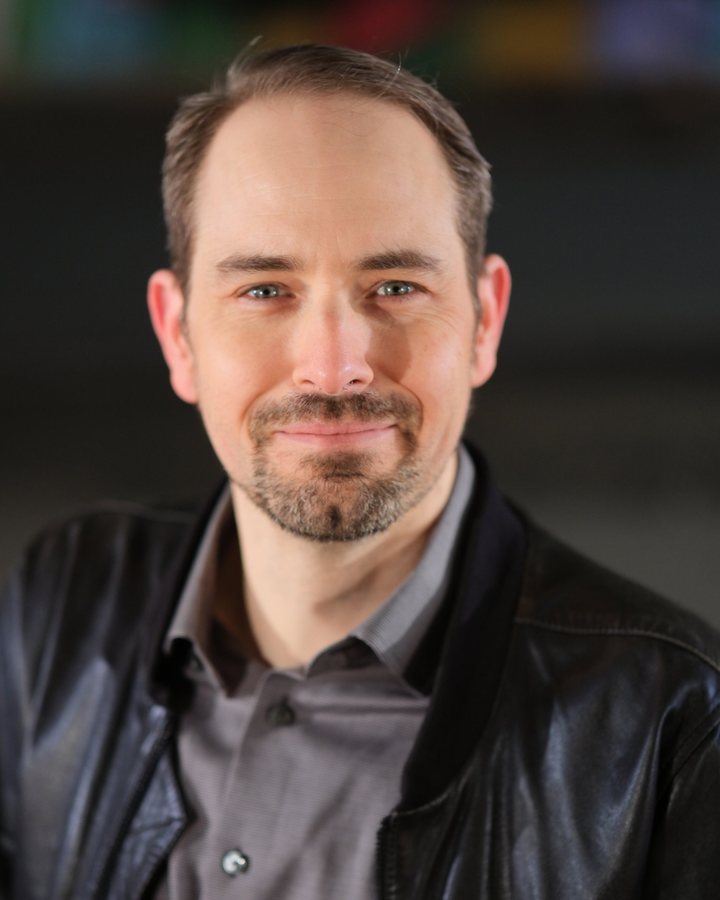 Portrait of Steven Hayden